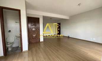 Imagem 3: Amplo Apartamento com localização privilegiada, no Centro de Pouso Alegre. 03 quartos, sen