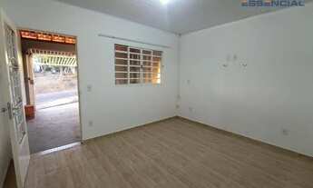 Imagem 5: Casa com 2 dormitórios para alugar, 70 m² por R$ 800,00/mês - Rubião Junior - Botucatu/SP