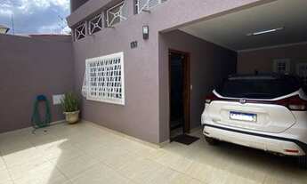 Imagem 3: Sobrado para venda possui 176 metros quadrados com 4 quartos em Areal - Brasília - DF