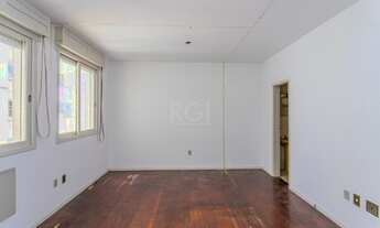 Imagem 4: Cobertura duplex de frente com amplo terraço na Cidade Baixa