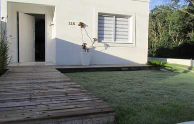 Imagem 4: Sobrado de esquina no Chácara das Nascentes com dois dormitórios