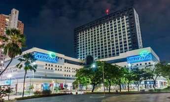 Imagem: Loja com mezanino, mobiliada, no Shopping