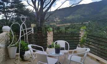 Imagem 3: SOBRADO COM 490M², 3 QUARTOS, 3 SUÍTES E 3 VAGAS EM ATIBAIA SP