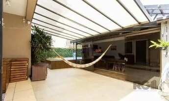 Imagem 3: Casa em Porto Alegre, no bairro Aberta Dos Morros, com 5 dormitório(s), e 5 banheiros, à v