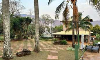 Imagem 2: Imóvel para venda possui 500 metros quadrados com 8 quartos