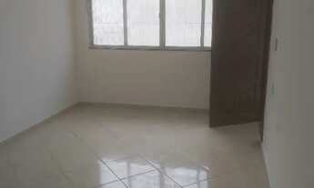 Imagem 5: Casa Linear no Centro com 4 quartos com suíte para Locação