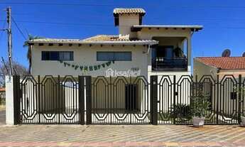 Imagem: Sobrado à venda, Vila Bandeirante, Campo