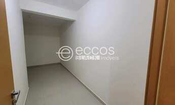 Imagem 4: Apartamento à venda, 2 quartos, 1 suíte, 2 vagas, Santa Mônica - Uberlândia/MG