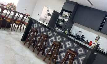 Imagem: Vendo sobrado 260m² de área construída