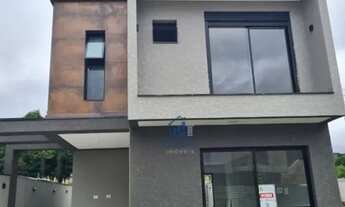 Imagem 2: Sobrado em condomínio clube no santa cândida com lazer completo