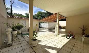 Imagem 5: Vendo casa de 200m² em via pública no bairro Adrianópolis