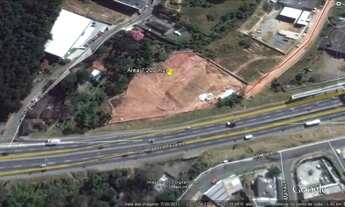 Imagem 5: Área industrial com fachada para rodovia Raposo Tavares km 31