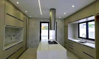 Imagem 6: Alphaville Manaus 4 | 215m², 3 Suítes, Piscina, Área gourmet