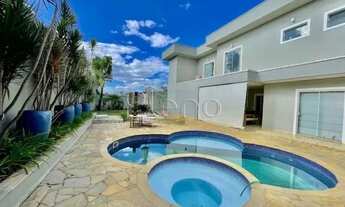 Imagem 2: Sobrado à venda em Vinhedo, Condomínio Grape Village, com 3 suítes, com 320.15 m²