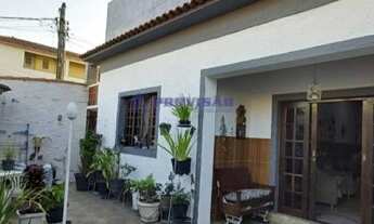 Imagem: EXCELENTES CASAS EM QUINTINO BOCAIÚVA COM