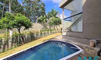 Imagem: Casa Nova de Esquina em Alphaville!