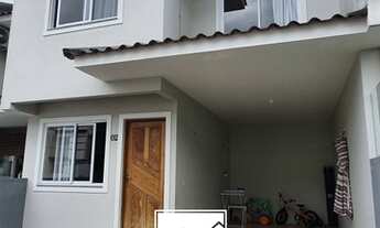 Imagem 1: Sobrado à venda no bairro Potecas - São José/SC