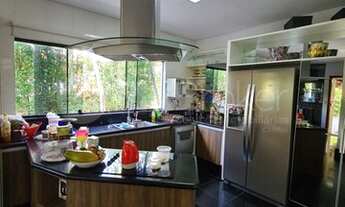 Imagem 2: Casa de condomínio sobrado para venda possui 462 metros quadrados com 4 quartos