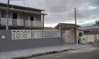 Imagem 2: Sobrado para venda possui 300 metros quadrados com 6 quartos em Jardim Jaqueira - Caraguat