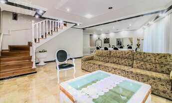 Imagem 2: Casa com 4 suítes, em Rua Tranquila, próxima da Av. Sumaré