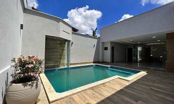 Imagem 7: Casa para venda possui 380 metros quadrados com 3 quartos em Jardim Presidente - Goiânia