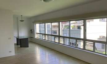 Imagem 5: Cobertura duplex para aluguel tem 220 metros quadrados com 4 quartos