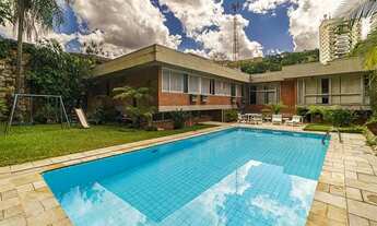 Imagem 3: Casa com piscina! 4 suítes! Cidade Jardim!