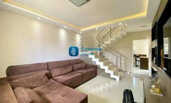 Imagem: MP - Casa porteira fechada com sala comercial