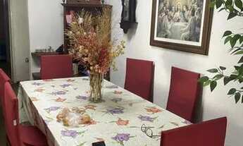 Imagem 3: Casa para aluguel e venda possui 150 metros quadrados com 5 quartos em Casa Forte - Recife