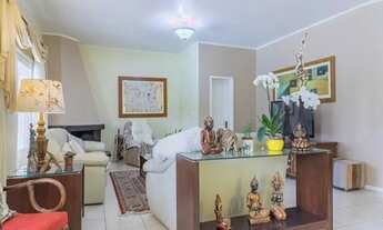 Imagem 5: Casa a venda com 3 quartos, 4 vagas e 285m2 no bairro Ipanema, na zona sul de Porto Alegre