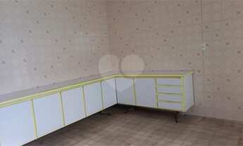 Imagem 7: Casa bem localizada e conservada em Vila hamburguesa