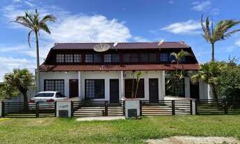 Imagem: Aluga-se Casa Praia de Itapirubá SC