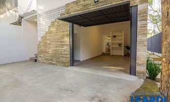 Imagem 7: CASA ASSOBRADADA - MOEMA PÁSSAROS - SP