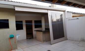 Imagem 6: Casa para aluguel possui 130 metros quadrados com 3 quartos em Jardim Diamante - Maringá