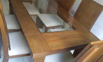 Imagem 1: Mesa Casa com 5 dormitórios