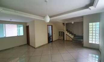 Imagem 3: Casa com 4 dormitórios, 111 m² - venda por R$ 690.000,00 ou aluguel por R$ 2.815,00/mês