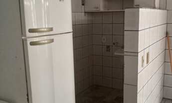 Imagem 5: Aluga-se kitnet Quarto com aluguel por R$1.000 /mês