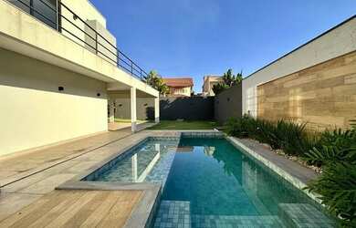 Imagem 5: Casa de condomínio sobrado para venda tem 430 metros quadrados com 4 quartos