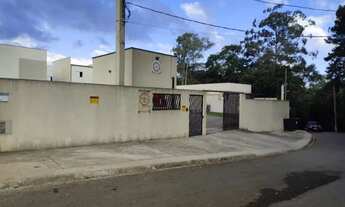 Imagem: Casa semi geminada em Condomínio em Cotia