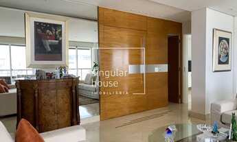 Imagem 7: 245 m² | 3 suítes | 4 Vagas