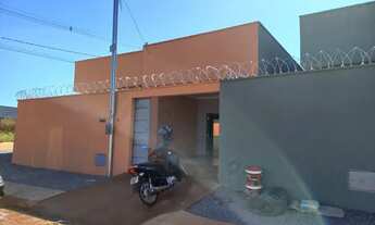 Imagem 4: Linda casa em trindade 2 quartos suite espaço muito bom