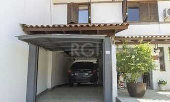 Imagem 2: Casa para Venda - 240m², 3 dormitórios, sendo 1 suites, 3 vagas - São Sebastião