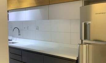 Imagem 2: Casa mobiliada com espaço gourmet em condomínio no Sim