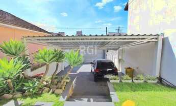 Imagem 4: Casa para Venda - 260m², 5 dormitórios, sendo 2 suites, 4 vagas - Teresópolis