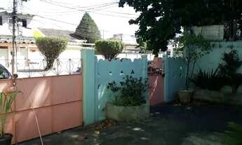 Imagem 3: Casa de rua em Bangu - entrada Parque Leopoldina