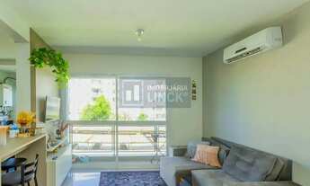 Imagem 2: Conforto e Estilo! Mobiliado, com Garagem e Lazer Completo em Porto Alegre!