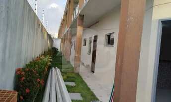 Imagem 6: Apartamento no Condomínio Ivan Bruno com 2 Quartos e 2 Garagens