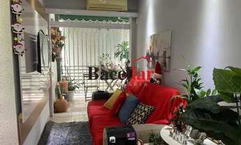 Imagem 2: Apartamento, varanda , 2 quartos com vaga