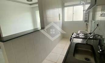 Imagem 6: Casinha de Boneca Reformada com Vista Verde e Piscina Taquara