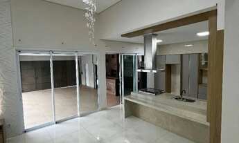 Imagem 2: Ótima Casa Casa com 3 dormitórios